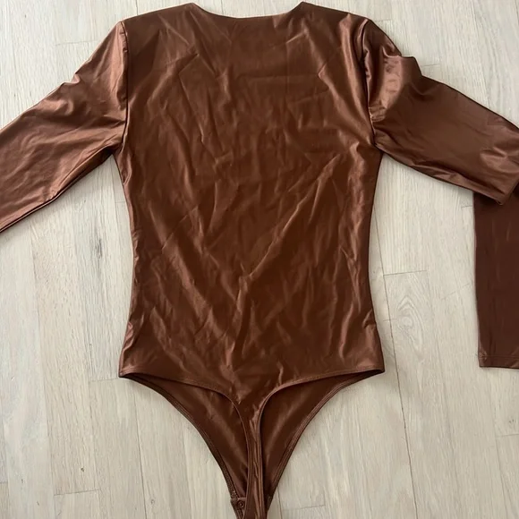 Bodysuit - Picture 5 of 6